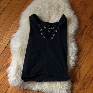 Short-sleeved V Crop